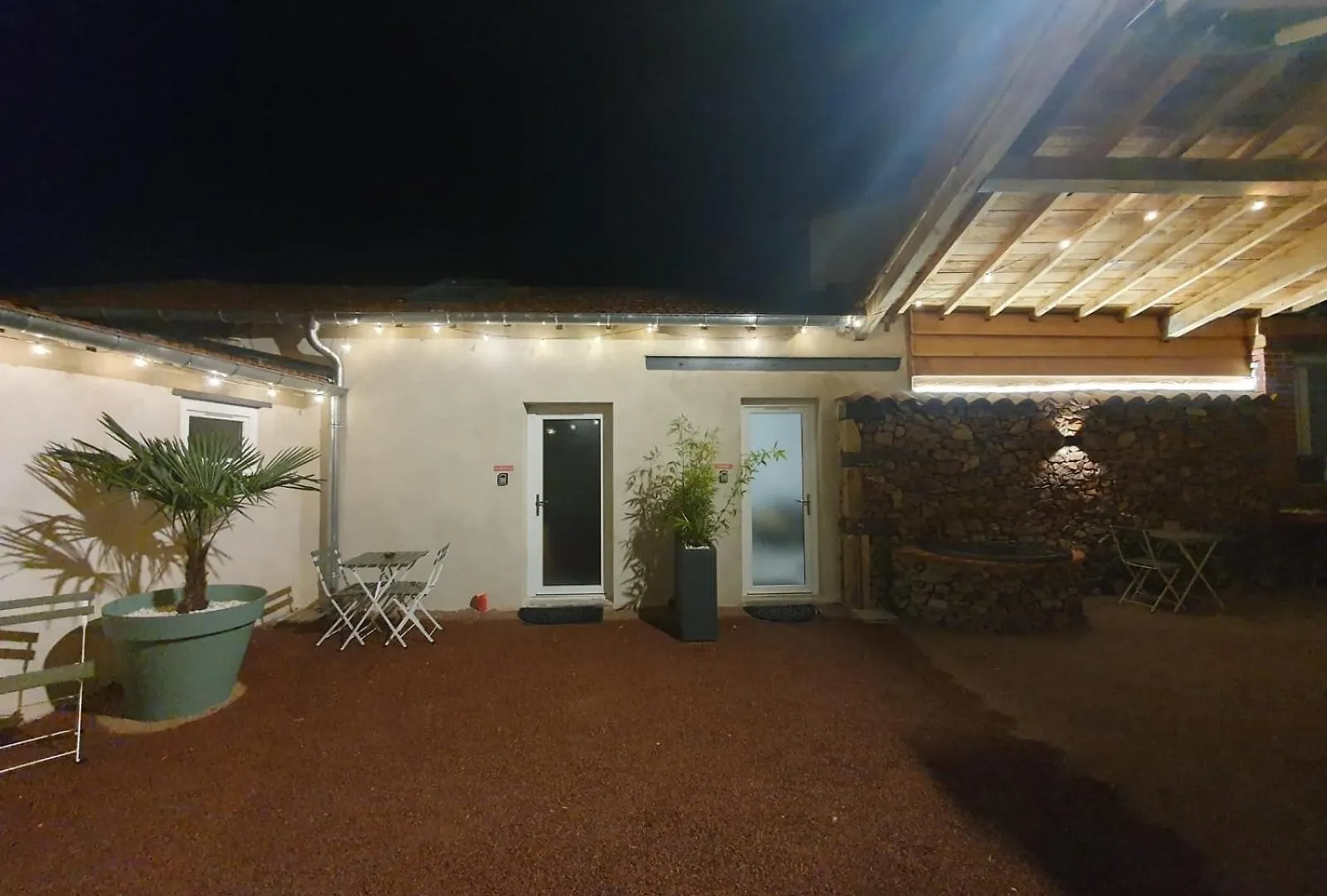 Le Boheme, Sauna & Spa Riorges 0*,  France