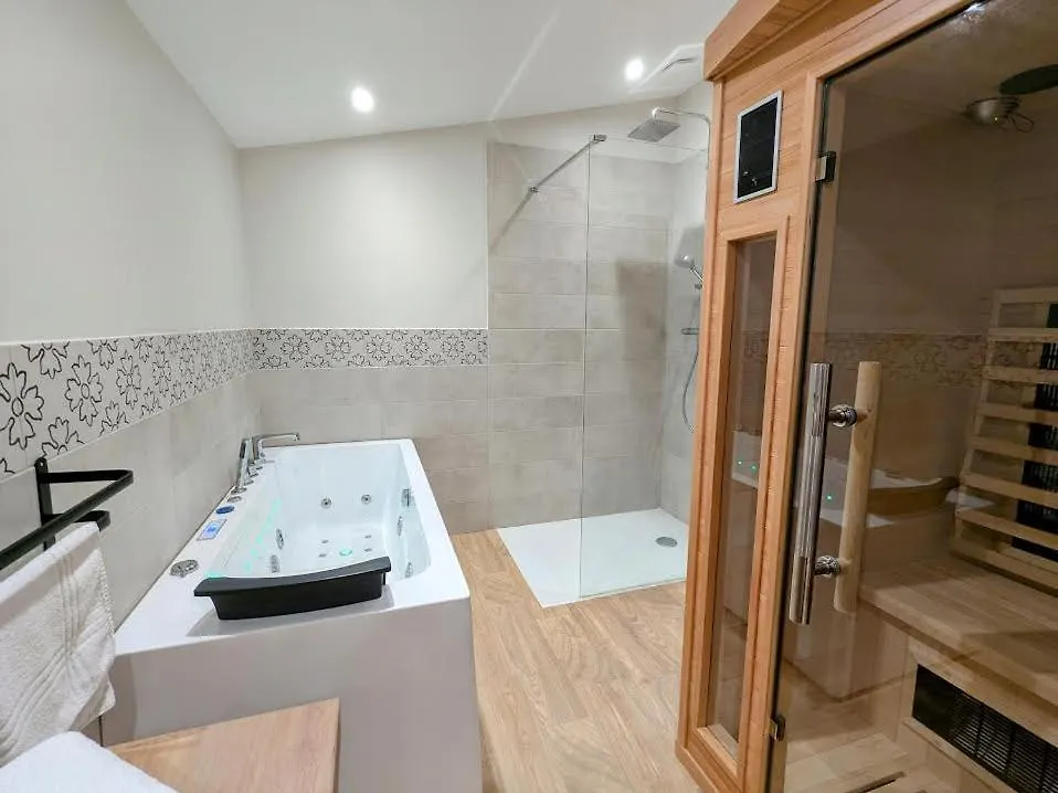 Le Boheme, Sauna & Spa Riorges